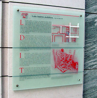 Information panel on rue du Marché, Nyon